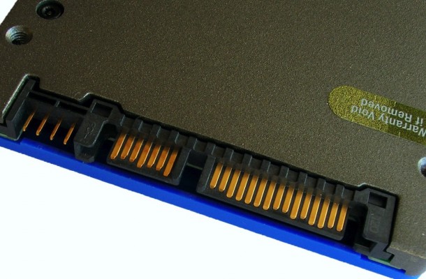 10_kingston_hyperx_ssd-interfaces