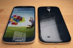 Size-comparison-Galaxy-S4-vs-iPhone-5-Martin-Hajek-001