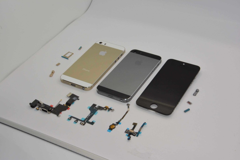 iPhone-5S-graphite-gold-Sonny-Dickson-001-1024x684